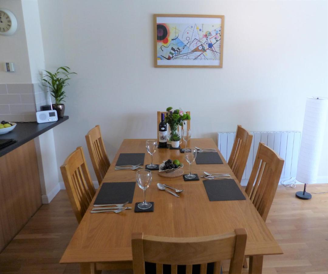 Nyhavn Lakeside Cottage سيرنسيستر المظهر الخارجي الصورة