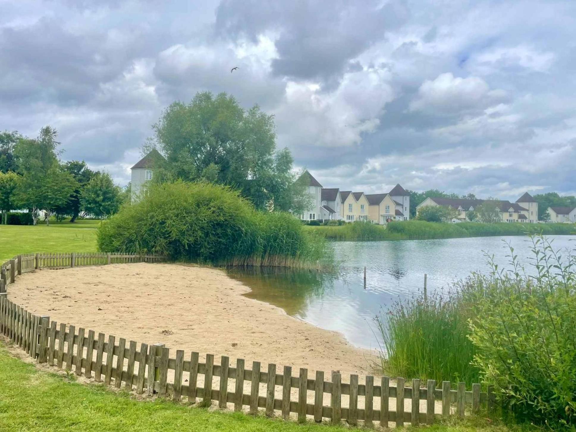 Nyhavn Lakeside Cottage سيرنسيستر المظهر الخارجي الصورة