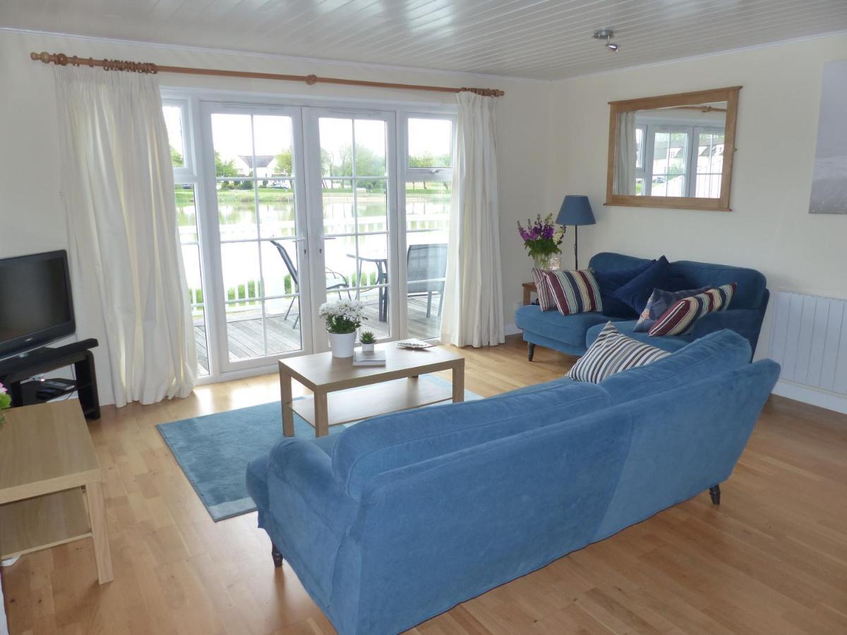 Nyhavn Lakeside Cottage سيرنسيستر المظهر الخارجي الصورة